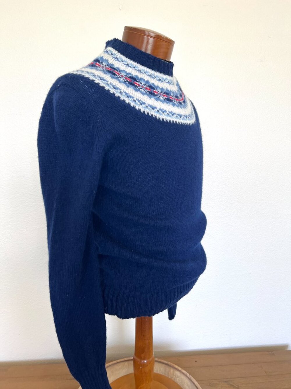 80's L.L.Bean Shetland Wool Fair Isle Sweater - Navy - Size 36 - Picture 7 of 13